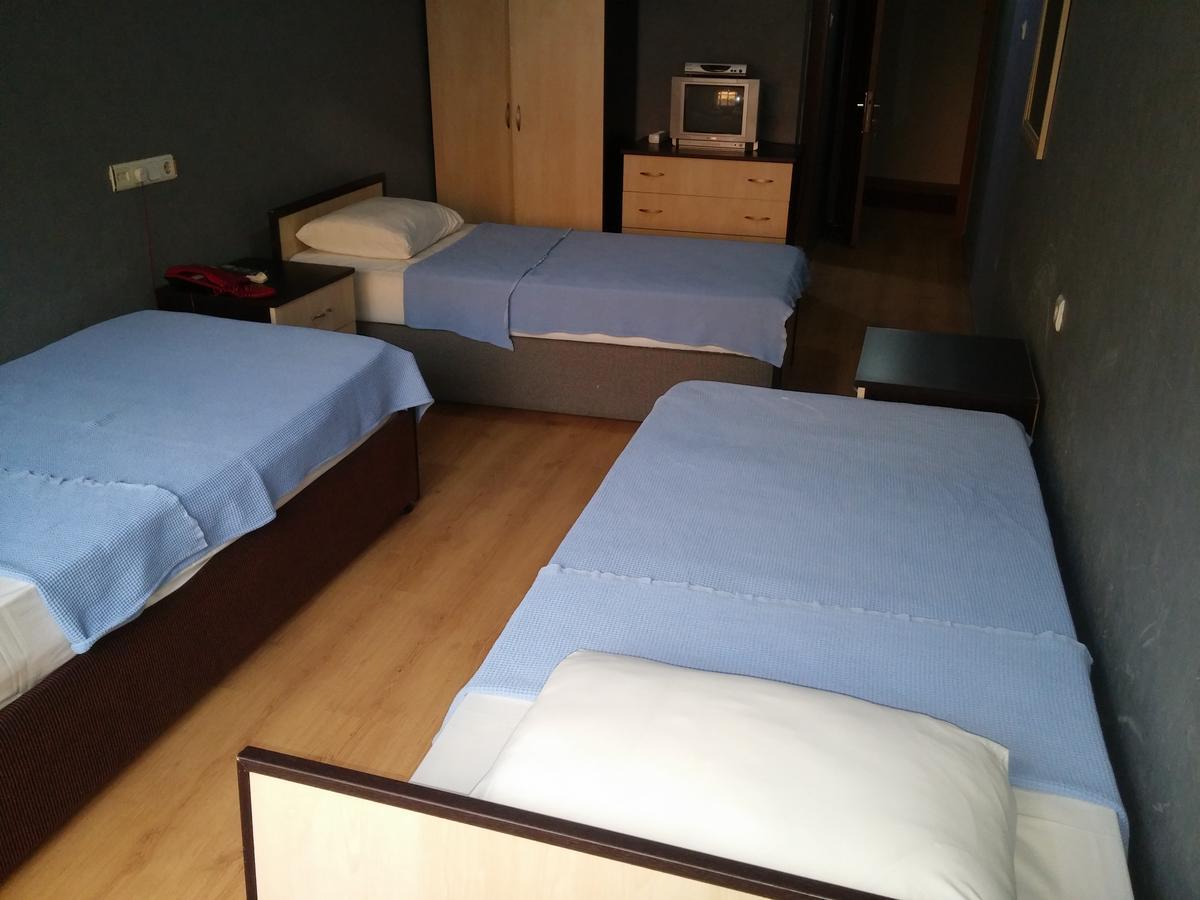 Deniz Hotel Kozlu Buitenkant foto