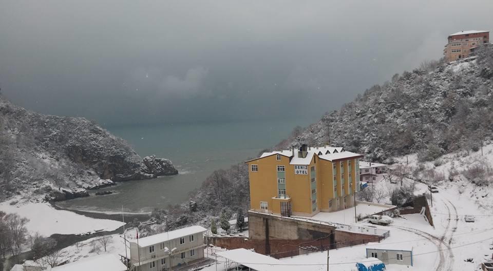 Deniz Hotel Kozlu Buitenkant foto